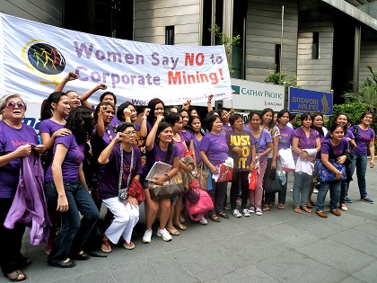 Philippines 'flashmob' protest outside of Xstrata's offices